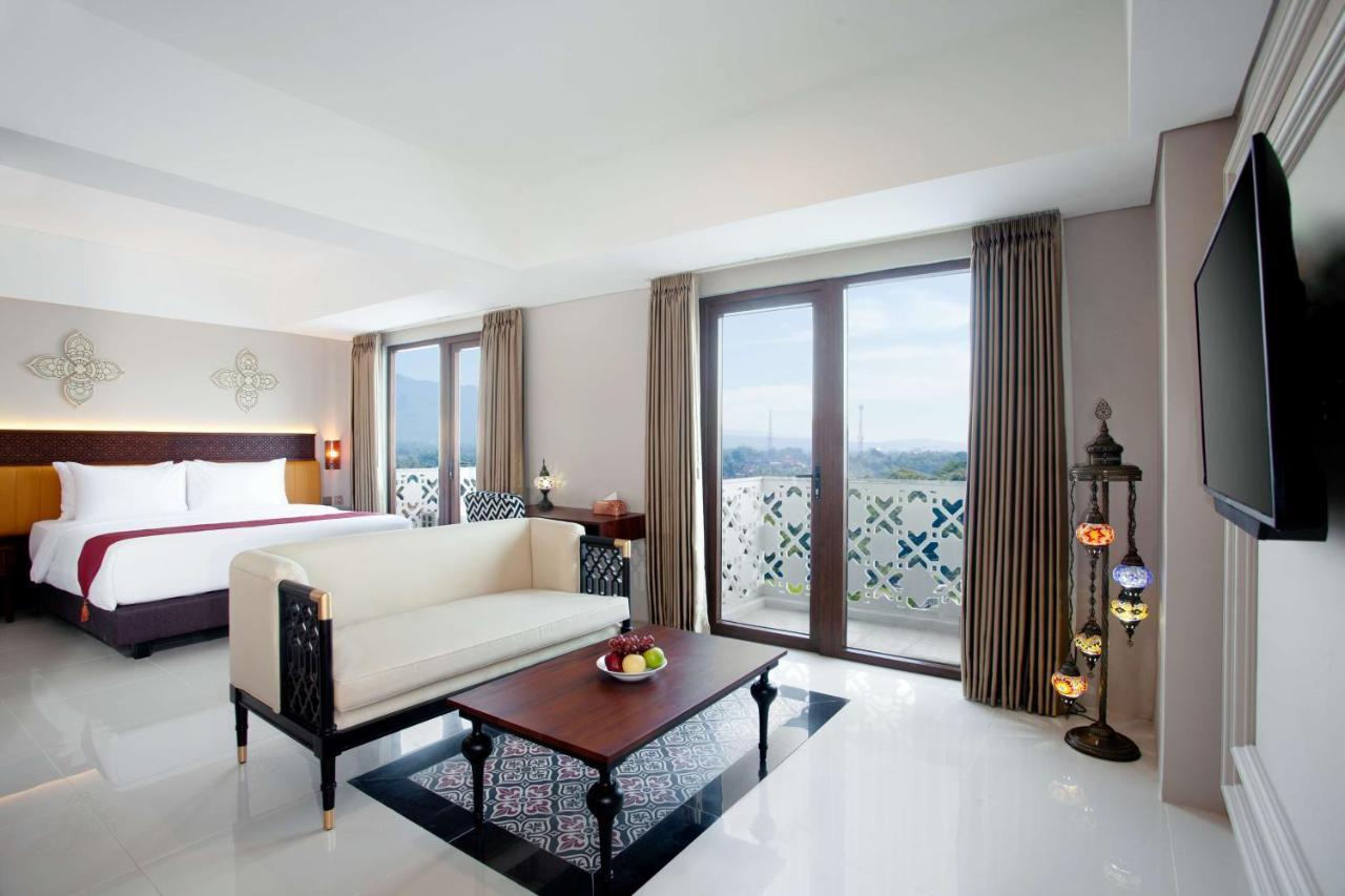 Alhambra Hotel & Convention, BW Signature Collection Tasikmalaya Εξωτερικό φωτογραφία